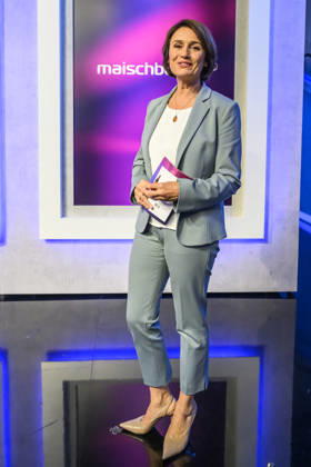 Pictured, from left: Sandra Maischberger, GER, Berlin, studio, guest on *Maischberger*, political talk show, TV, program, with host Sandra Maischberger, *Das Erste*, from Adlershof, Am Studio 20, September 16, 2026, Copyright: HMBxMedia UwexKoch