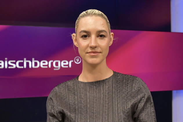 Victoria Reichelt on the ARD talk show *maischberger* at the studio in Berlin-Adlershof, Berlin, September 16, 2026 Foto:xM.xBehrensx xFuturexImagex maischberger1609_6928