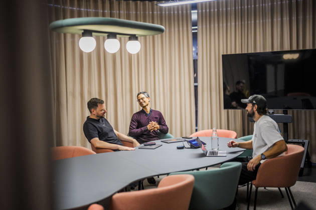 Fotostory Pressetermin bei Zalando: ZALANDO Outlet Store, Headquarters, and Workspaces in Berlin, photographed on September 16, 2026, Berlin, September 16, 2026, Berlin, Germany FOR EDITORIAL USE ONLY – IMAGE USE ONLY IN A ZALANDO CONTEXT Copyright: xDominikxButzmannx
