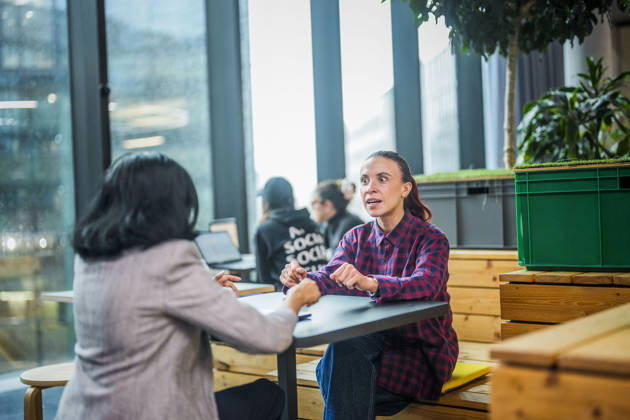 Fotostory Pressetermin bei Zalando: ZALANDO Outlet Store, Headquarters, and Workspaces in Berlin, photographed on September 16, 2026, Berlin, September 16, 2026, Berlin, Germany FOR EDITORIAL USE ONLY – IMAGE USE ONLY IN A ZALANDO CONTEXT Copyright: xDominikxButzmannx
