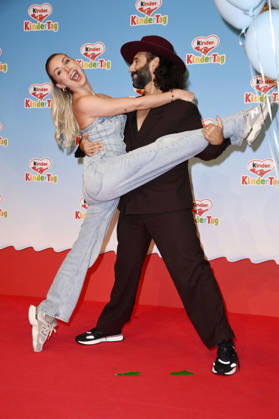 Anna Carina Woitschack and Massimo Sinato at kinderTag 2026 at the Atelier Gardens in Berlin, September 17, 2026 Foto:xN.xKubelkax xFuturexImagex kindertag_6958