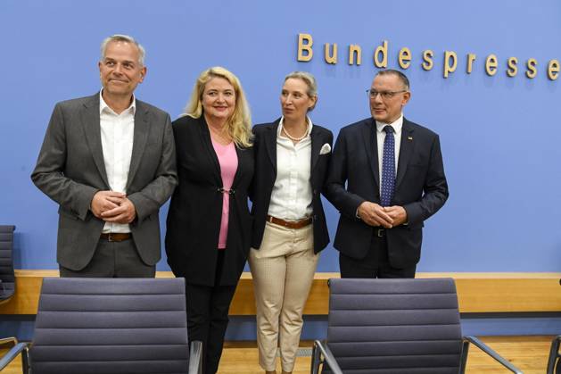 ABB BPK Leif Erik Holm, AfD Mecklenburg-Western Pomerania; Kristin Brinker, AfD lead candidate in Berlin; Alice Weidel, federal spokesperson for the AfD and co-chair of the AfD parliamentary group, Tino Chrupalla, Federal Spokesperson for the AfD and Co-Chair of the AfD parliamentary group. Topic: Af