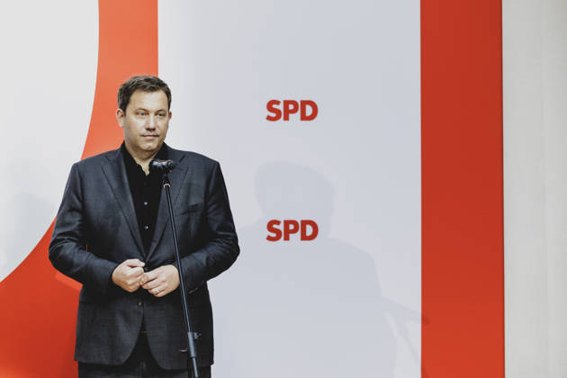 Lars Klingbeil, Federal Minister of Finance, photographed during a press conference in response to the state election in Mecklenburg-Western Pomerania and the Berlin House of Representatives election, September 21, 2026 While Die Linke won the election in Berlin with 25.7 percent, ahead o Copyright: xFlorianxGaertnerx