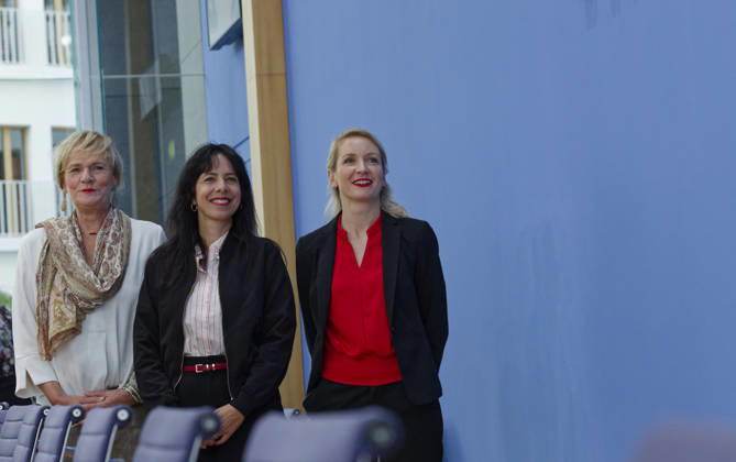AfD Post-Election Analysis: Mecklenburg-Western Pomerania and Berlin, September 21, 2026, Germany, Berlin Federal Press Conference: Recap of the state election in Mecklenburg-Western Pomerania and the Berlin House of Representatives election by the party Die Linke. Pictured, from left: Simone Oldeburg, lead candidate for