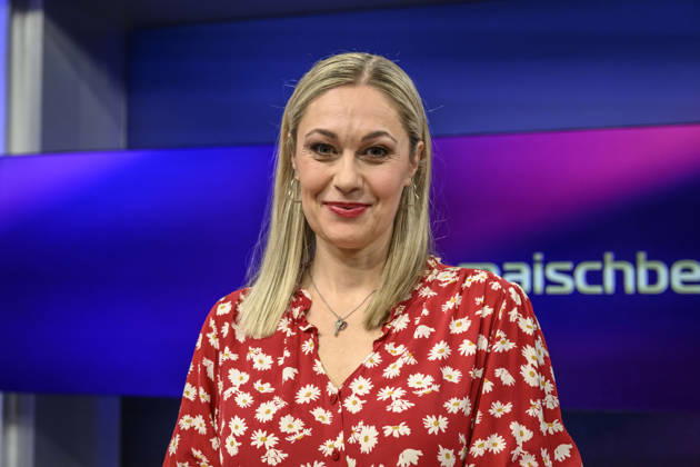 Pictured, from left: Ruth Moschner, host, Germany, Berlin, studio, guest on Maischberger, political talk show, TV, program, with host Sandra Maischberger, Das Erste, from Studio 20 in Adlershof, September 21, 2026, Copyright: HMBxMedia UwexKoch