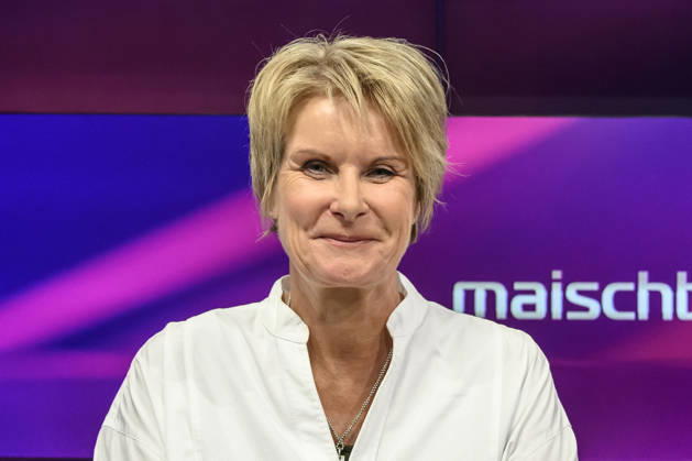 In the photo, from left: Susanne Gaschke, NZZ; GER; Berlin; studio; guest on Maischberger ; political talk show; TV; program; with host Sandra Maischberger; Das Erste; from Studio 20 in Adlershof, September 21, 2026, Copyright: HMBxMedia UwexKoch