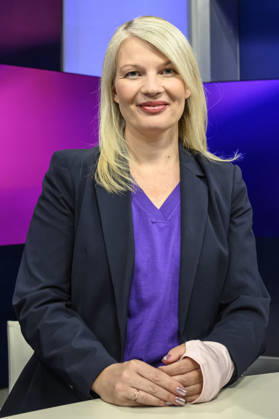 In the photo, from left: Annett Meiritz, Handelsblatt, GER, Berlin, studio, guest on Maischberger, political talk show, TV, program, with host Sandra Maischberger, Das Erste, from Studio 20 in Adlershof, September 21, 2026, Copyright: HMBxMedia UwexKoch