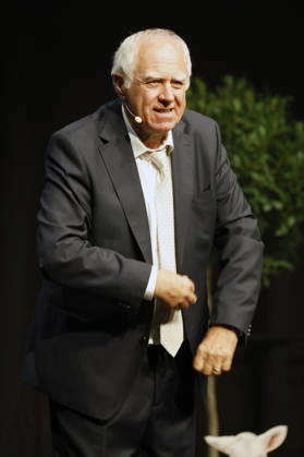 Bruno Jonas at the 10th Recklinghäuser Hurz Comedy Award Ceremony at the Ruhrfestspielhaus Recklinghausen, September 21, 2026 Foto:xT.xSchröerx xFuturexImagex hurz_6993
