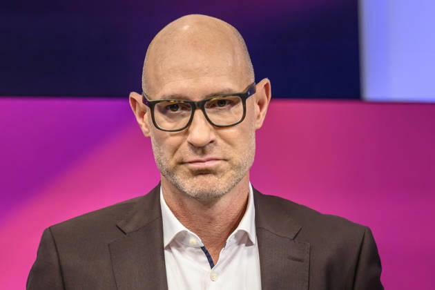 Pictured, from left: Lars Sänger, MDR, Germany, Berlin, studio, guest on Maischberger, political talk show, TV, program, with host Sandra Maischberger, Das Erste, from Adlershof, Am Studio 20, September 22, 2026, Copyright: HMBxMedia UwexKoch