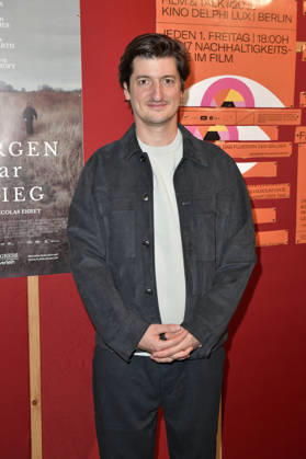 Nicolas Ehret at the premiere of the movie *Morgen war Krieg* at the Delphi Lux in Berlin, September 22, 2026 Foto:xM.xBehrensx xFuturexImagex krieg_6909
