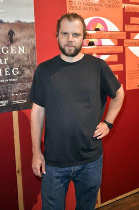 Fabian Gamper at the premiere of the movie *Morgen war Krieg* at the Delphi Lux in Berlin, September 22, 2026 Foto:xM.xBehrensx xFuturexImagex krieg_6925