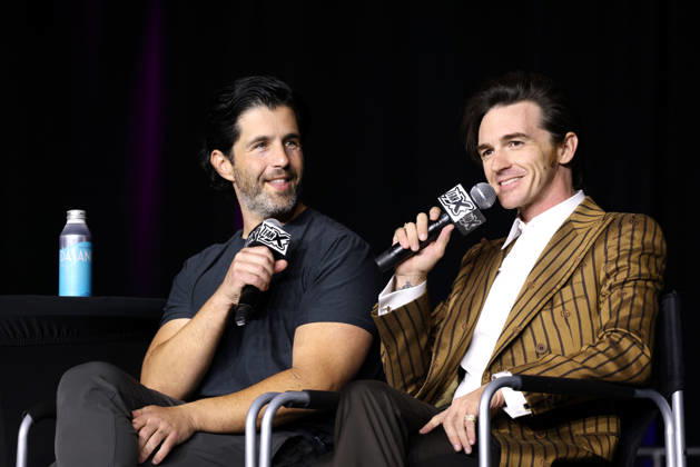 September 25, 2026, Salt Lake City, Utah, USA: Actors JOSH PECK and DRAKE BELL speak at the 2026 FanX Salt Lake City at the Salt Palace Convention Center. Salt Lake City USA  - ZUMAg247 20260925_znp_g247_026 Copyright: xGagexSkidmorex