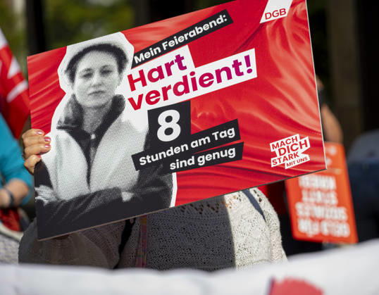 Social protests organized by the DGB EUR, Germany, Berlin, September 26, 2026 There’s Enough for Everyone, and Merz Must Go —posters, banners, and slogans against the federal government’s cuts to social benefits. Cutting Social Benefits —nationwide social protests organized by the DGB and its member unions under the slogan You’ve Earned It: Your Work, Your Health, Your Pension.