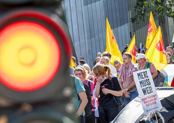 Social Protests by the DGB EUR, Germany, Berlin, September 26, 2026 There’s Enough for Everyone, and Merz Must Go —posters, banners, and slogans against the federal government’s cuts to social benefits. Cutting Social Benefits —nationwide social protests organized by the DGB and its member unions under the slogan You’ve Earned It: Your Work, Your Health, Your Pension.