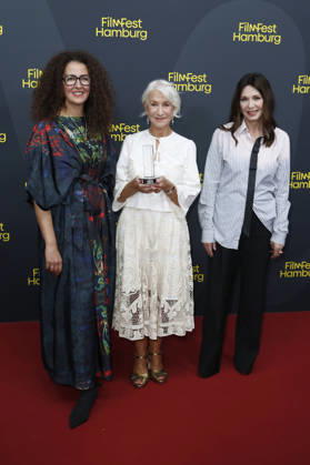 Malika Rabahallah, Helen Mirren, and Iris Berben at the premiere of the film *A Talent for Murder* and the Douglas Sirk Award ceremony at the 34th Filmfest Hamburg at Cinemaxx Dammtor in Hamburg, Germany, September 29, 2026 Foto:xC.xTamckex xFuturexImagex mirren_6945