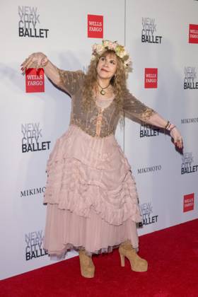 October 1, 2026, New York, New York, United States: Stevie Nicks attends.The New York City Ballet 2026 Fall Gala at David H. Koch Theater, Lincoln Center on October 01, 2026 in New York City. New York United States  - ZUMAs197 20261001_aaa_s197_850 Copyright: xRonxAdarx