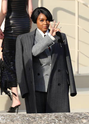 Janelle Monáe at the Givenchy Spring Summer 2026 Women’s Ready-to-Wear Collection fashion show during Paris Fashion Week (PFW) on October 2, 2026. Denis Guignebourg, Bestimage. Celebrities at Givenchy’s Spring Summer 2026 Women’s Ready-to-Wear Collection fashion show at Paris Fashion Week (PFW) on October 2, 2026, Paris, France Copyright: xDenisxGuignebourgx xBestimagexDenisxGuignebourgx xBestimagex