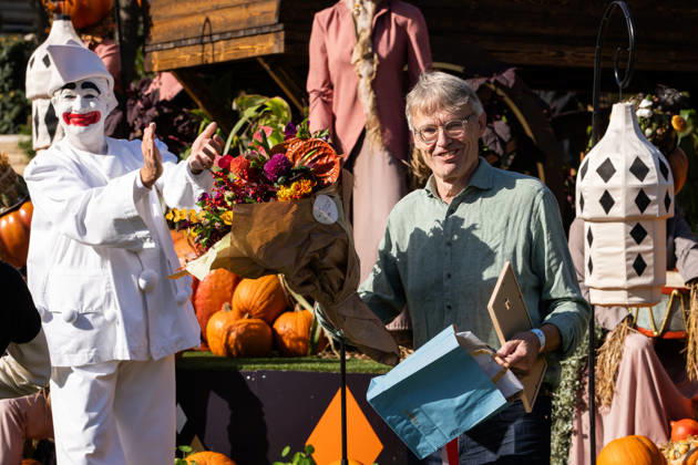 Danish Giant Pumpkin Championship Results Announced: Per Thomsen from Hasle took third place for his pumpkin weighing 326.2 kg at the Danish Giant Pumpkin Championship in Tivoli, Copenhagen, on Saturday, October 3, 2026. Photo by Emil Nicolai Helms, Scanpix 2026, Copenhagen, Denmark Copyright: EmilxNicolaixHelmsx spdk20261003-132640-L