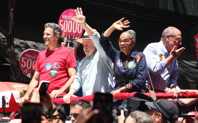 RECORD DATE NOT STATED Lula takes a walk along Paulista Avenue and continues along Augusta Street. Sao Paulo (SP), October 3, 2026 2026 Elections Lula President and candidate for re-election Luiz Inacio Lula da Silva (PT) participates in a walk on Paulista Avenue, in Sao Paulo, in the last campaign event before the first round of elections. The mobilization continues along Augusta Street towards Roosevelt Square. Lula is accompanied by allies, including Fernando Haddad, Geraldo Alckmin, Marina Silva, and Simone Tebet.(Foto: Leco Viana Thenews2 imago images) Lula takes a walk along Paulista Avenue and continues along Augusta Street. Copyright: xLecoxVianax