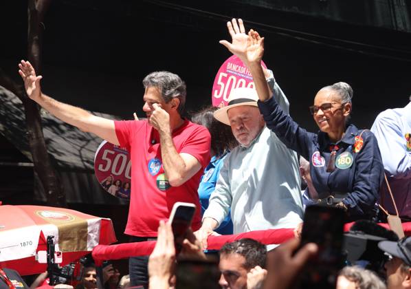 RECORD DATE NOT STATED Lula takes a walk along Paulista Avenue and continues along Augusta Street. Sao Paulo (SP), October 3, 2026 2026 Elections Lula President and candidate for re-election Luiz Inacio Lula da Silva (PT) participates in a walk on Paulista Avenue, in Sao Paulo, in the last campaign event before the first round of elections. The mobilization continues along Augusta Street towards Roosevelt Square. Lula is accompanied by allies, including Fernando Haddad, Geraldo Alckmin, Marina Silva, and Simone Tebet.(Foto: Leco Viana Thenews2 imago images) Lula takes a walk along Paulista Avenue and continues along Augusta Street. Copyright: xLecoxVianax