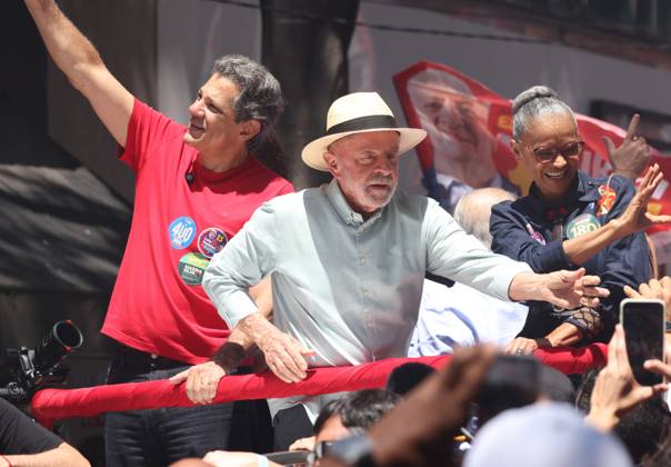 RECORD DATE NOT STATED Lula takes a walk along Paulista Avenue and continues along Augusta Street. Sao Paulo (SP), October 3, 2026 2026 Elections Lula President and candidate for re-election Luiz Inacio Lula da Silva (PT) participates in a walk on Paulista Avenue, in Sao Paulo, in the last campaign event before the first round of elections. The mobilization continues along Augusta Street towards Roosevelt Square. Lula is accompanied by allies, including Fernando Haddad, Geraldo Alckmin, Marina Silva, and Simone Tebet.(Foto: Leco Viana Thenews2 imago images) Lula takes a walk along Paulista Avenue and continues along Augusta Street. Copyright: xLecoxVianax