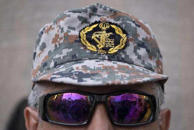 Opening Ceremony Of Second City-Square Military Training Camp A member of the Islamic Revolutionary Guard Corps (IRGC) stands guard during the opening ceremony of the second city-square military training camp for self-sacrificing forces in downtown Tehran, Iran, on October 3, 2026. The camp was established by the Basij paramilitary force, with personnel from the Islamic Republic of Iran Army responsible for training the volunteers. Tehran Tehran Iran Copyright: xMortezaxNikoubazlx originalFilename: nikoubazl-openingc261003_np6Au