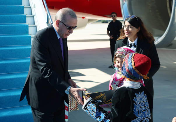 Turkish President Recep Tayyip Erdogan ANTALYA, TURKIYE - OCTOBER 05: (----EDITORIAL USE ONLY - MANDATORY CREDIT - TURKISH PRESIDENCY MURAT KULA HANDOUT - NO MARKETING NO ADVERTISING CAMPAIGNS - DISTRIBUTED AS A SERVICE TO CLIENTS----) Turkish President Recep Tayyip Erdogan is greeted by children dressed in traditional local attire upon his arrival at Antalya Airport to attend various programs and events in Antalya, Turkiye on October 05, 2026. TUR Presidency Murat Kula Anadolu Antalya Turkey. Editorial use only. Please get in touch for any other usage.  Copyright: x2026xAnadoluxTURxPresidencyx MuratxKulax
