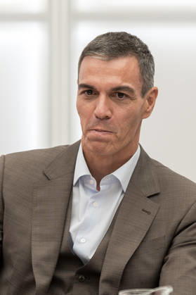Sánchez Chairs the Meeting of the PSOE’s Federal Executive Committee The Prime Minister and Secretary-General of the PSOE, Pedro Sánchez, chairs the meeting of the PSOE’s Federal Executive Committee (CEF) at the PSOE headquarters in Ferraz on October 5, 2026, in Madrid, Spain. Sánchez announced today that he is dissolving Parliament and calling a general election for November 29. OCTOBER 5, 2026 Diego Radamé Madrid, Madrid, Spain Copyright: xDiegoxRadamà sx 7822971