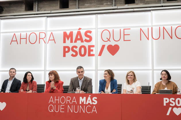 Sánchez Chairs the Meeting of the PSOE’s Federal Executive Committee The Prime Minister and Secretary-General of the PSOE, Pedro Sánchez, chairs the meeting of the PSOE’s Federal Executive Committee (CEF) at the PSOE headquarters in Ferraz on October 5, 2026, in Madrid, Spain. Sánchez announced today that he is dissolving Parliament and calling a general election for November 29. OCTOBER 5, 2026 Diego Radamé Madrid, Madrid, Spain Copyright: xDiegoxRadamà sx 7823001