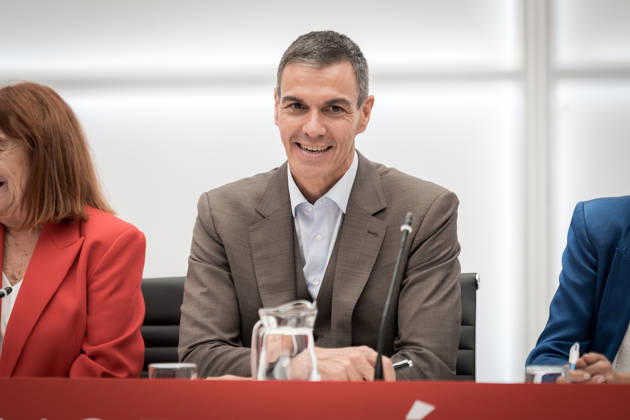 Sánchez Chairs the Meeting of the PSOE’s Federal Executive Committee The Prime Minister and Secretary-General of the PSOE, Pedro Sánchez, chairs the meeting of the PSOE’s Federal Executive Committee (CEF) at the PSOE headquarters in Ferraz on October 5, 2026, in Madrid, Spain. Sánchez announced today that he is dissolving Parliament and calling a general election for November 29. OCTOBER 5, 2026 Diego Radamé Madrid, Madrid, Spain Copyright: xDiegoxRadamà sx 7822991