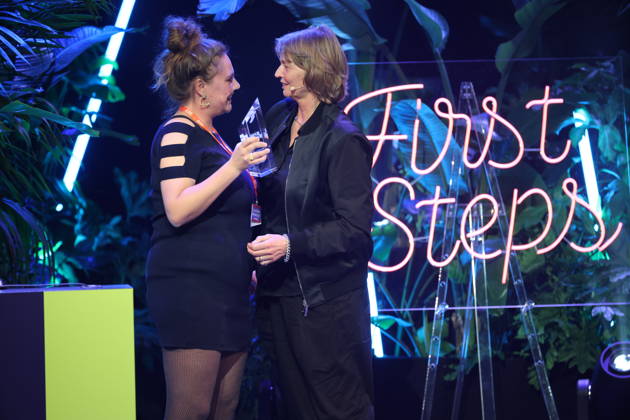 FIRST STEPS 2026 Michael Ballhaus Award: Laudation by Bella Halben and Michael Ballhaus; Award-winning film: RUN ME WILD, cinematography by Lea Dähne; Award ceremony on stage at the FIRST STEPS 2026 awards ceremony at the Theater des Westens in Berlin Copyright: xEventpressxFuhrx
