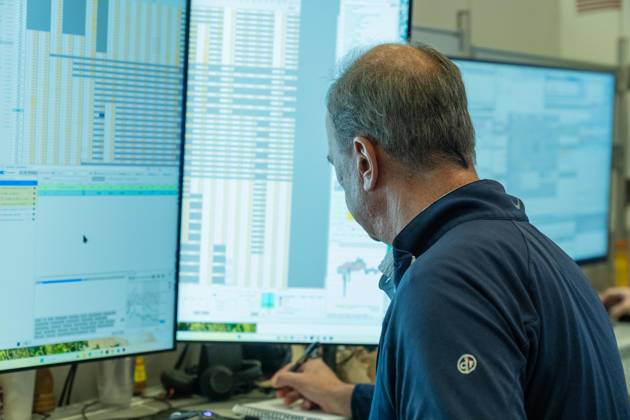 October 5, 2026, New York, New York, USA: A trader works on the trading floor of the New York Stock Exchange (NYSE) in New York, NY on October 5, 2026. New York USA - ZUMAr339 20261005_znp_r339_014 Copyright: xLevxRadinx
