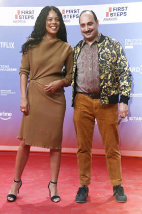 Jane Chirwa with her companion at the 27th First Steps Awards ceremony in 2026 at the Theater des Westens in Berlin, October 5, 2026 Foto:xN.xKubelkax xFuturexImagex first_steps_6149