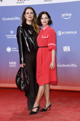 Alice Dwyer and Jennifer Ulrich at the 27th First Steps Awards ceremony in 2026 at the Theater des Westens in Berlin, October 5, 2026 Foto:xN.xKubelkax xFuturexImagex first_steps_6179