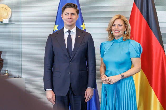 Bundestag: Bundestag President Julia Kloeckner welcomes the Prime Minister of the Republic of Lithuania, Mindaugas Sinkevicius, to the German Bundestag on October 6, 2026, in Berlin, Berlin, Berlin, Germany, Bundestag