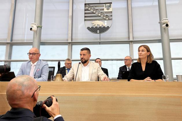 Magdeburg, Saxony-Anhalt, Germany, October 6, 2026: Inaugural session of the state parliament. Tobias Rausch (AfD), right, after his election as president of the state parliament. Copyright: xdtsxNachrichtenagenturx dts_137256