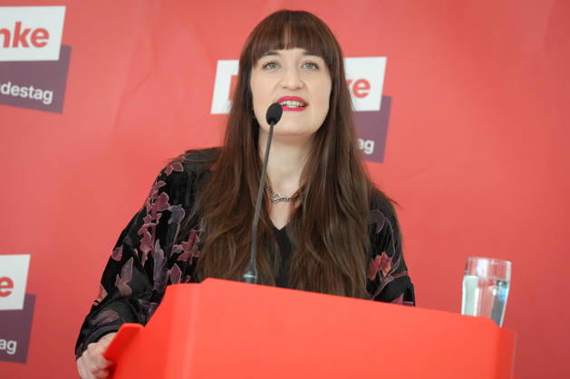 Press Statement by the Left Party (Die Linke) Faction Ahead of the Bundestag Session: A Portrait of Heidi Reichinnek of the Left Party (Die Linke) During a Press Statement Ahead of the Faction Meeting at the German Bundestag, Berlin, October 6, 2026 Berlin, Berlin, Germany