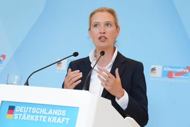 Press conference by the AfD chairwoman ahead of the parliamentary group meeting: Alice Weidel, AfD, pictured gesturing during a press statement ahead of the AfD parliamentary group meeting in the German Bundestag, Berlin, October 6, 2026, Berlin, Berlin, Germany