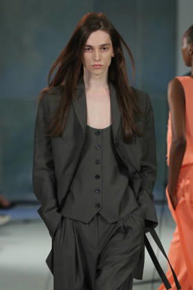 PFW - Litkovska Runway A model walks the runway during the Litkovska Womenswear Spring Summer 2027 show as part of the Paris Fashion Week on October 6, 2026 in Paris, France. Photo by Alain-Gil Gonzalez ABACAPRESS.COM Paris France  Copyright: xGonzalezxAlain-Gil ABACAx