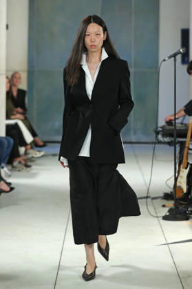 PFW - Litkovska Runway A model walks the runway during the Litkovska Womenswear Spring Summer 2027 show as part of the Paris Fashion Week on October 6, 2026 in Paris, France. Photo by Alain-Gil Gonzalez ABACAPRESS.COM Paris France  Copyright: xGonzalezxAlain-Gil ABACAx