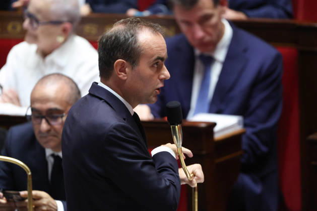 AssembleÌe Nationale - QAG du 6 octobre 2026 Sà bastien Lecornu Sà ance des Questions d Actualità s au Gouvernement à l AssembleÌe Nationale à Paris, le 6 octobre 2026. Current Affairs Question Period with the Government at the National Assembly in Paris, October 6, 2026. Copyright: xFabricexChasseryx