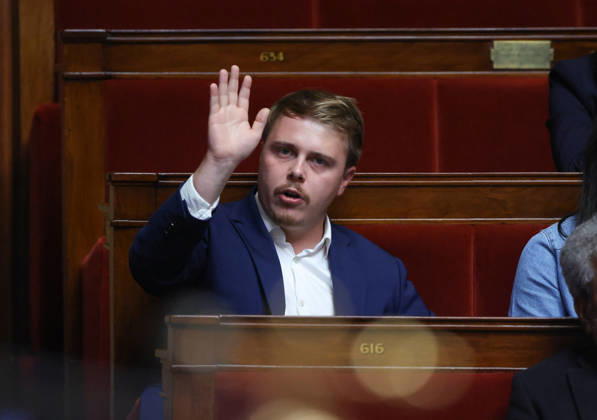 AssembleÌe Nationale - QAG du 6 octobre 2026 Louis Boyard Sà ance des Questions d Actualità s au Gouvernement à l AssembleÌe Nationale à Paris, le 6 octobre 2026. Current Affairs Question Period with the Government at the National Assembly in Paris, October 6, 2026. Copyright: xFabricexChasseryx