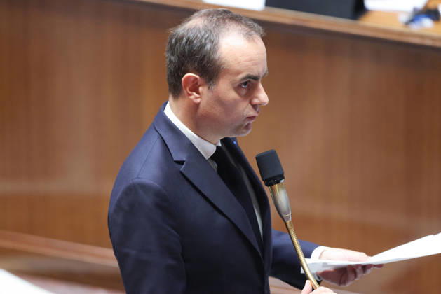 AssembleÌe Nationale - QAG du 6 octobre 2026 Sà bastien Lecornu Sà ance des Questions d Actualità s au Gouvernement à l AssembleÌe Nationale à Paris, le 6 octobre 2026. Current Affairs Question Period with the Government at the National Assembly in Paris, October 6, 2026. Copyright: xFabricexChasseryx