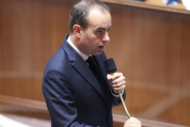 AssembleÌe Nationale - QAG du 6 octobre 2026 Sà bastien Lecornu Sà ance des Questions d Actualità s au Gouvernement à l AssembleÌe Nationale à Paris, le 6 octobre 2026. Current Affairs Question Period with the Government at the National Assembly in Paris, October 6, 2026. Copyright: xFabricexChasseryx