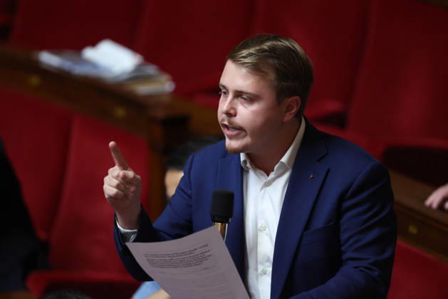 AssembleÌe Nationale - QAG du 6 octobre 2026 Louis Boyard Sà ance des Questions d Actualità s au Gouvernement à l AssembleÌe Nationale à Paris, le 6 octobre 2026. Current Affairs Question Period with the Government at the National Assembly in Paris, October 6, 2026. Copyright: xFabricexChasseryx