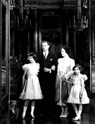 The Royal Family in Buckingham Palace. July 17, 1939. (Photo by Marcus Adams).  Copyright: xMarcusxAdamsx 5513-72813780