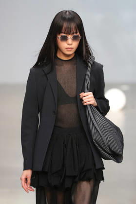 PFW - CFCL Runway A model walks the runway during the CFCL Ready to Wear Fall Winter 2026-2027 fashion show as part of Paris Fashion Week on March 10, 2026 in Paris, France. Photo by Alain-Gil Gonzalez ABACAPRESS.COM Paris France  Copyright: xGonzalezxAlain-Gil ABACAx