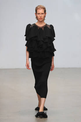 PFW - CFCL Runway A model walks the runway during the CFCL Ready to Wear Fall Winter 2026-2027 fashion show as part of Paris Fashion Week on March 10, 2026 in Paris, France. Photo by Alain-Gil Gonzalez ABACAPRESS.COM Paris France  Copyright: xGonzalezxAlain-Gil ABACAx