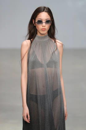 PFW - CFCL Runway A model walks the runway during the CFCL Ready to Wear Fall Winter 2026-2027 fashion show as part of Paris Fashion Week on March 10, 2026 in Paris, France. Photo by Alain-Gil Gonzalez ABACAPRESS.COM Paris France  Copyright: xGonzalezxAlain-Gil ABACAx