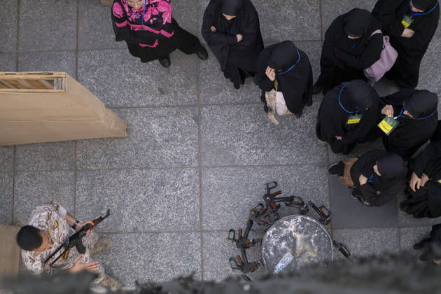 Urban Warfare Training For Iran s Female Self-sacrificing Forces Members of Iran s female self-sacrificing forces take part in urban warfare training at a city-square military training camp in southern Tehran, Iran, on October 6, 2026, amid rising tensions between Iran and the United States. Tehran Tehran Iran  Copyright: xMortezaxNikoubazlx originalFilename: nikoubazl-urbanwar261006_npgmv.jpg